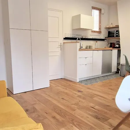 Studio Place Saint Augustin 08 Appartamento *